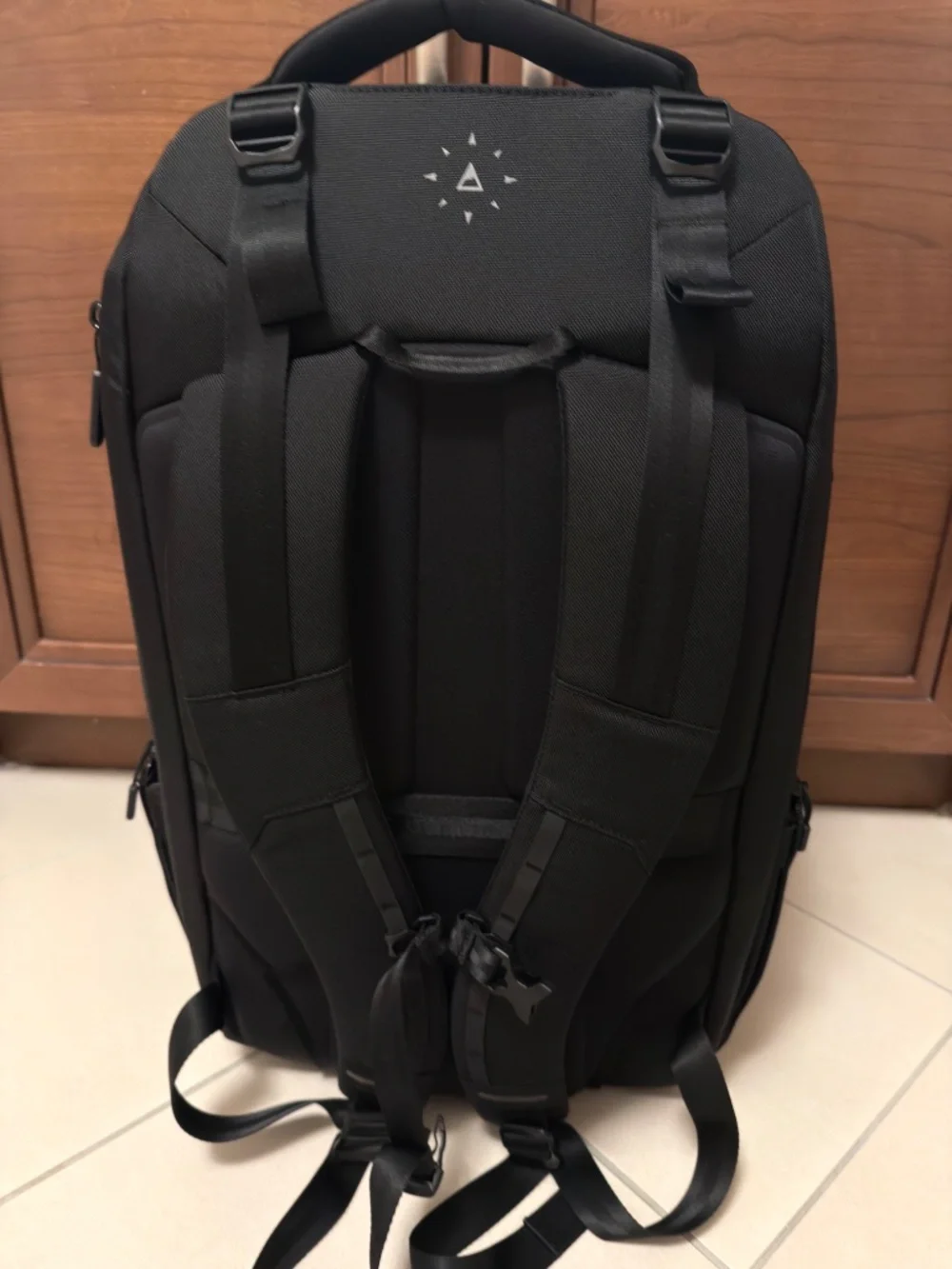 Nomatic Navigator Travel Backpack 32L